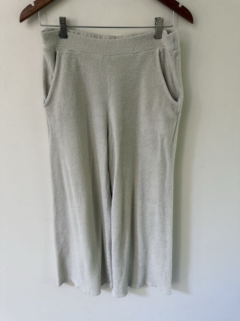 Stateside Women's White Wide Leg Crop Pull On Pants Size M Beige Relaxed Fit